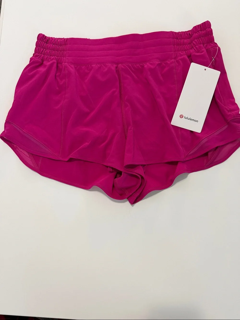 Lululemon - Hotty Hot High Rise Short 2.5” - Size 12 - NWT